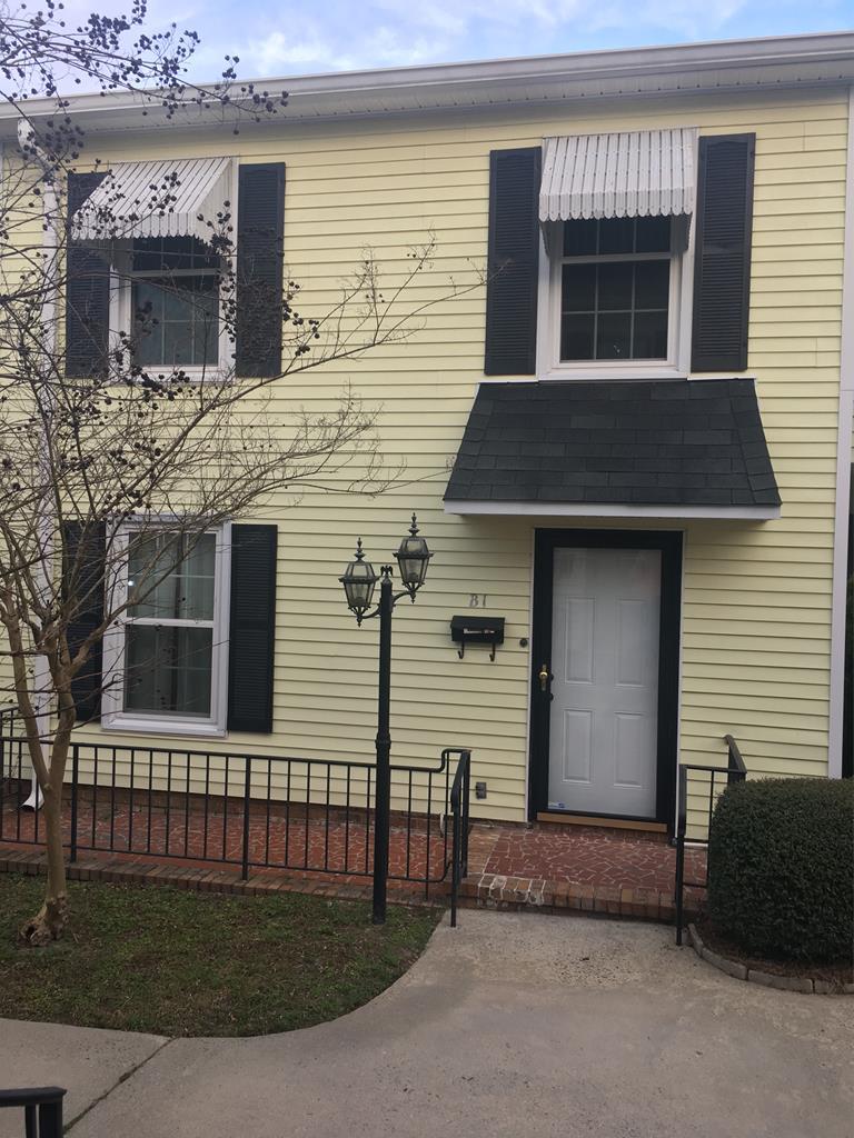 2609 B1 Henry Street - Photo 1