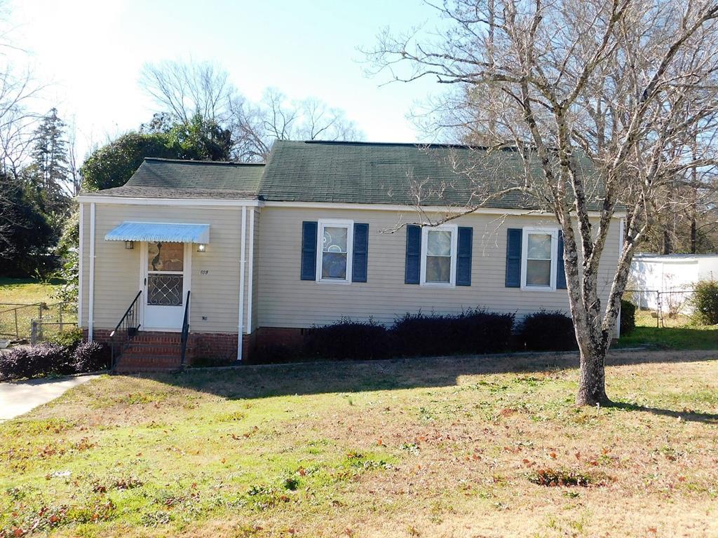 609 Arnall Street - Photo 1