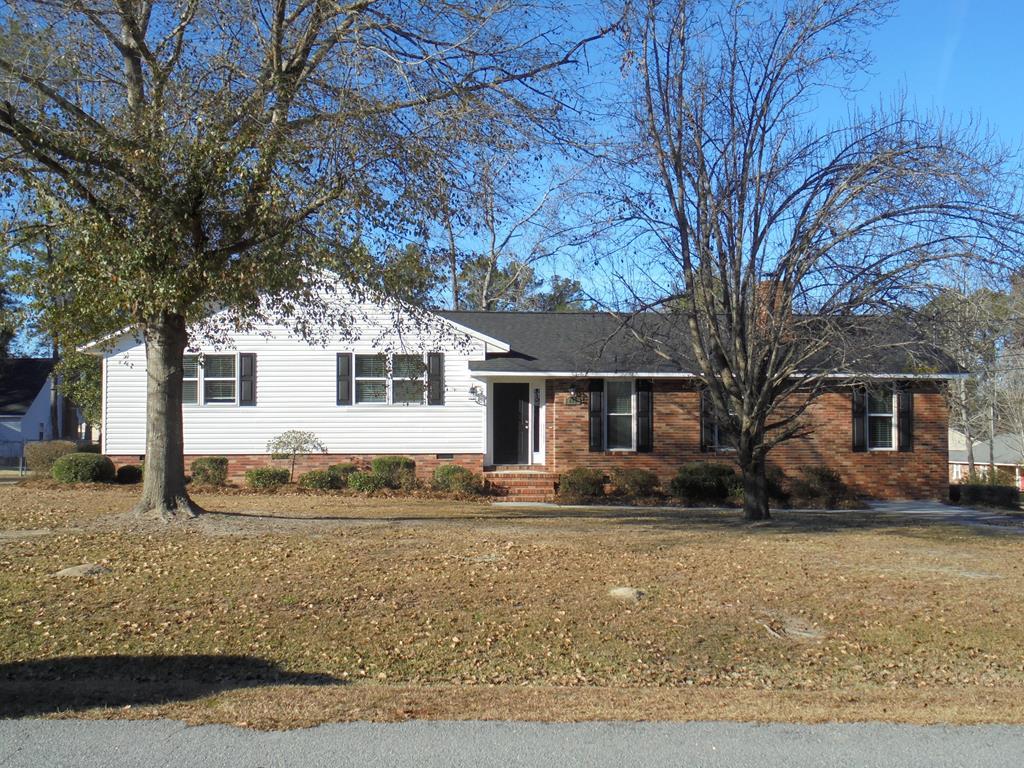 615 Laura Lane - Photo 1