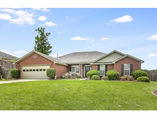 704 Oakwood Court - Photo 1