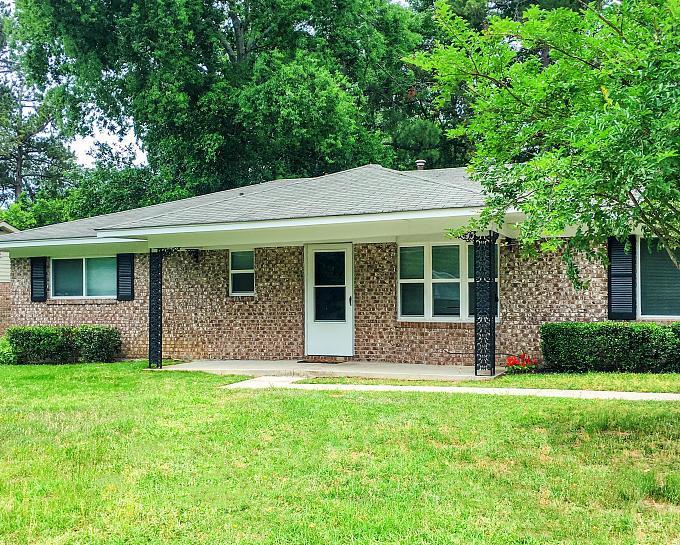 3411 Covington Drive - Photo 1