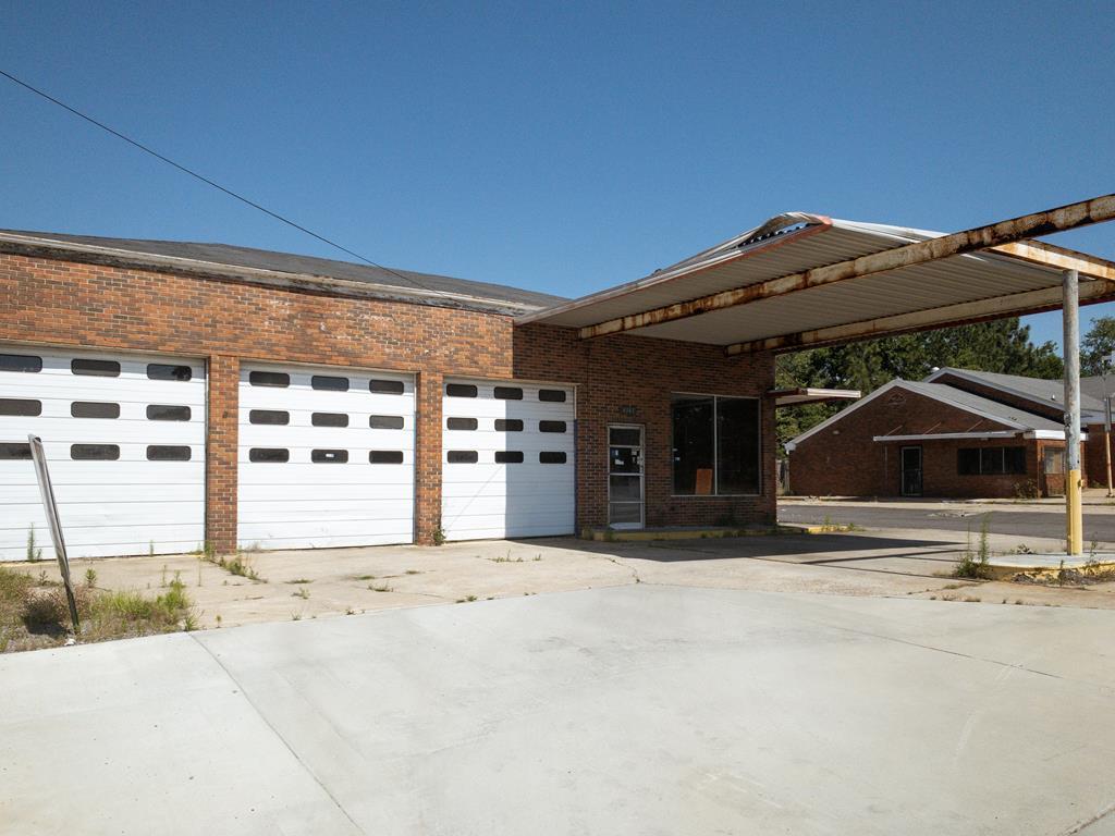 4141 Windsor Spring Road - Photo 1