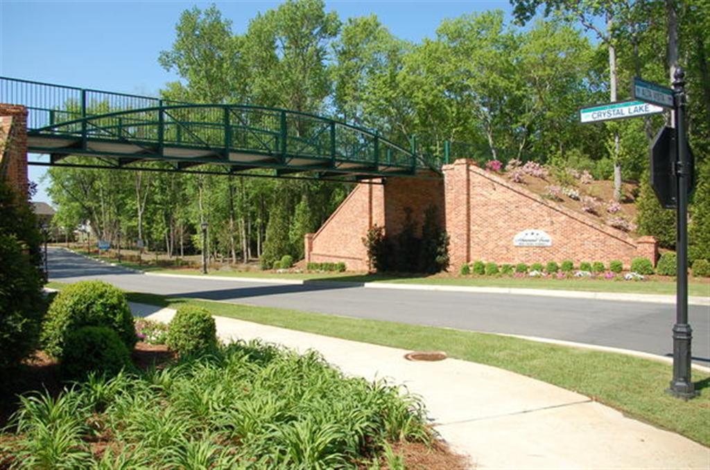 58 Railroad Avenue - Photo 1