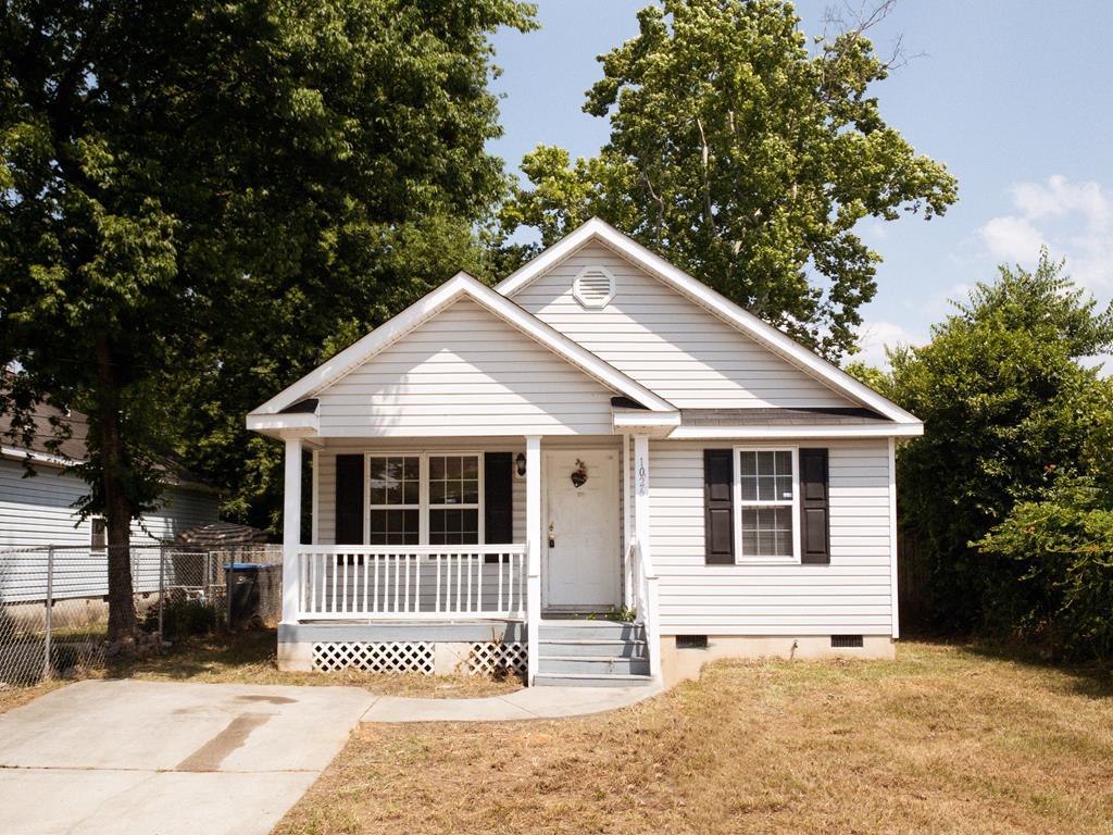 1026 Carrie Street - Photo 1