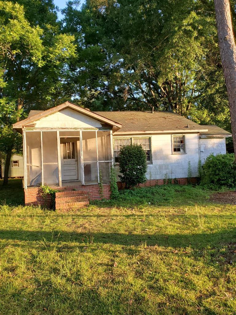 2308 Harding Road - Photo 1