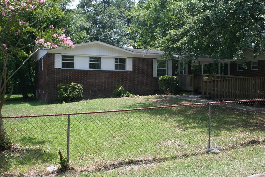 1712 Apple Valley Drive - Photo 1
