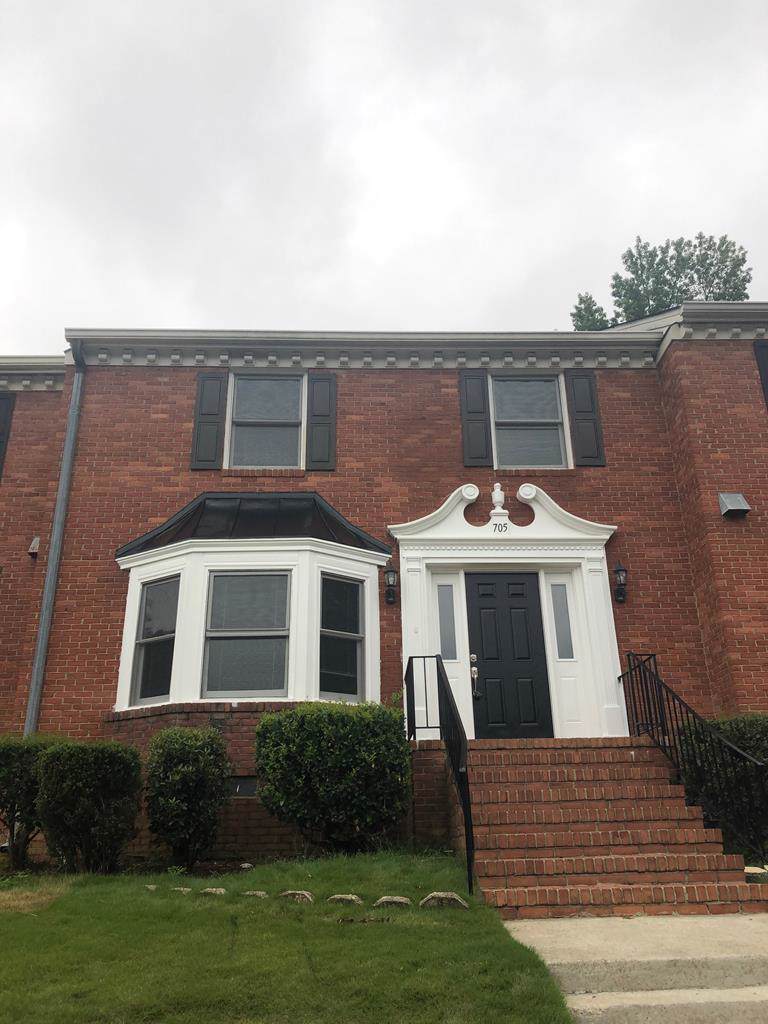 705 Crown Point Court - Photo 1