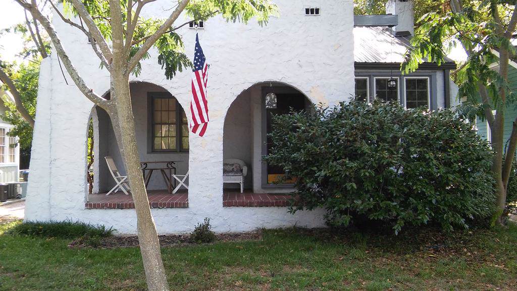 1429 Johns Road - Photo 1