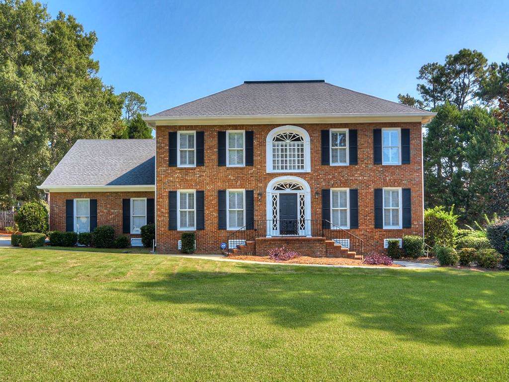 605 West Lake Circle - Photo 1