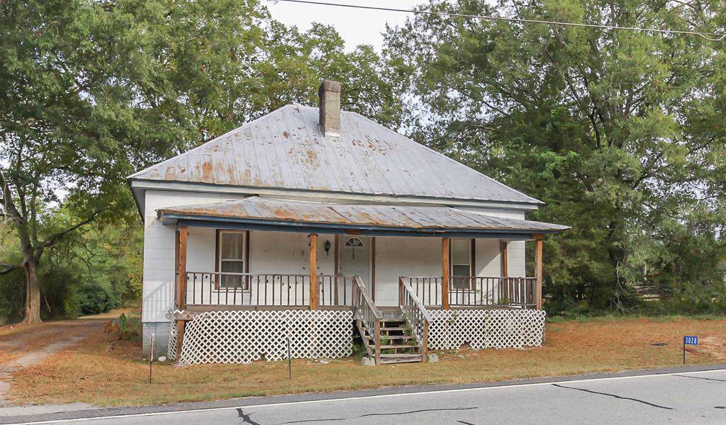 3028 Hwy 80 - Photo 1