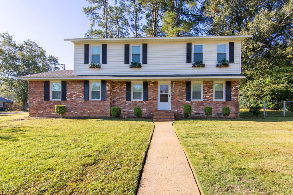 2424 Ponderosa Drive - Photo 1