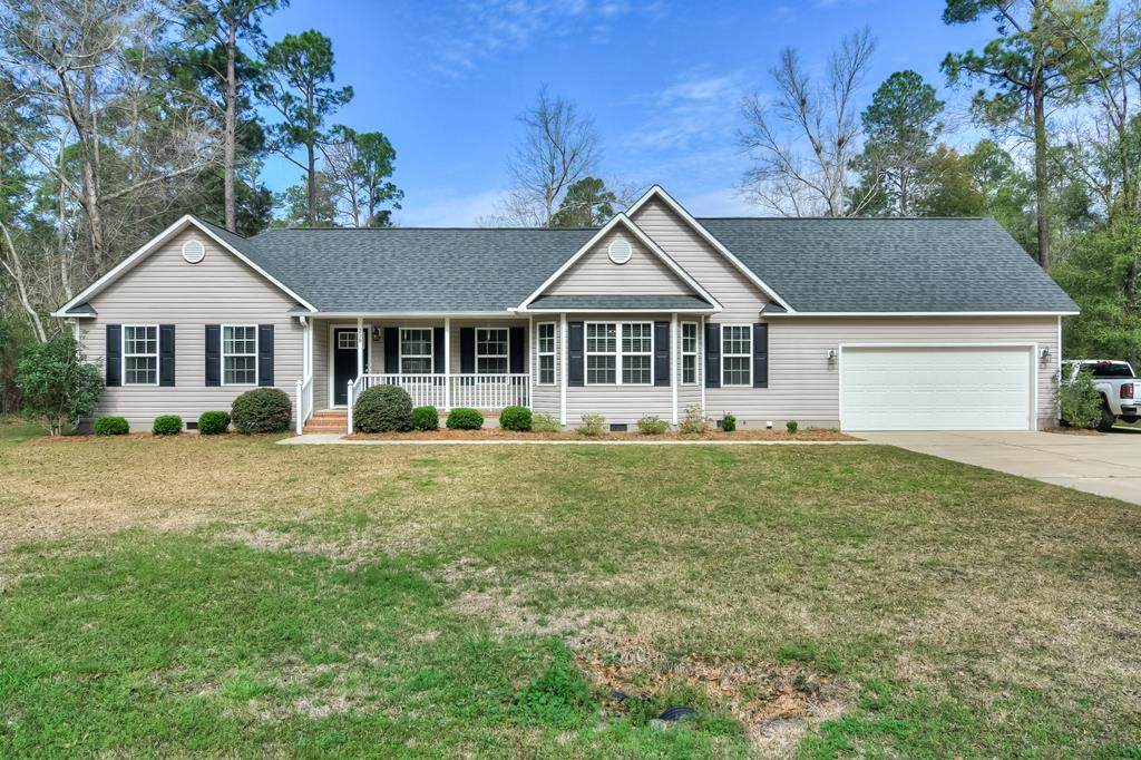 208 Rosewood Drive - Photo 1