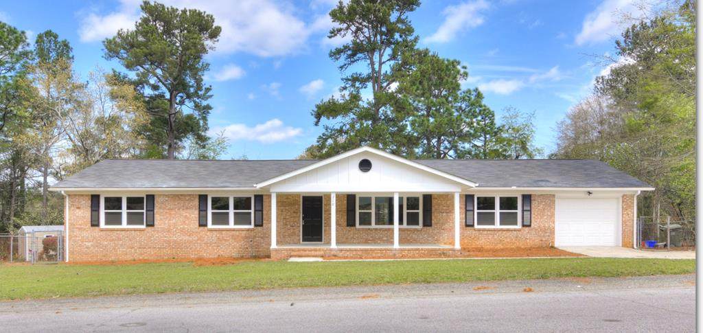 710 Oriole Street - Photo 1