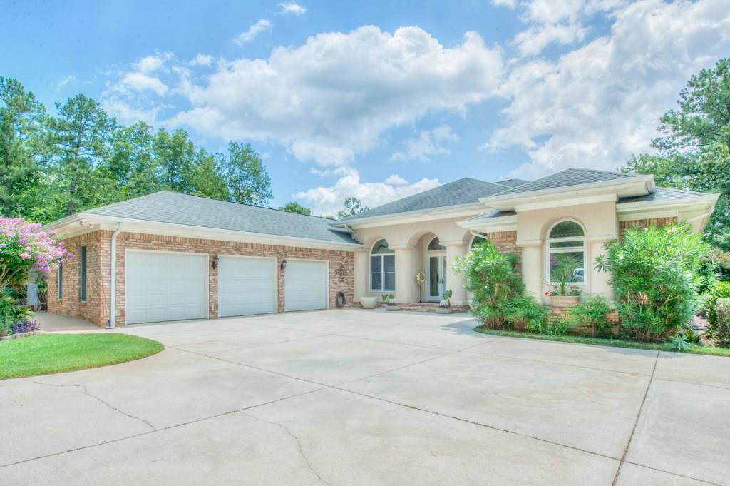556 Laurel Lake Drive - Photo 1