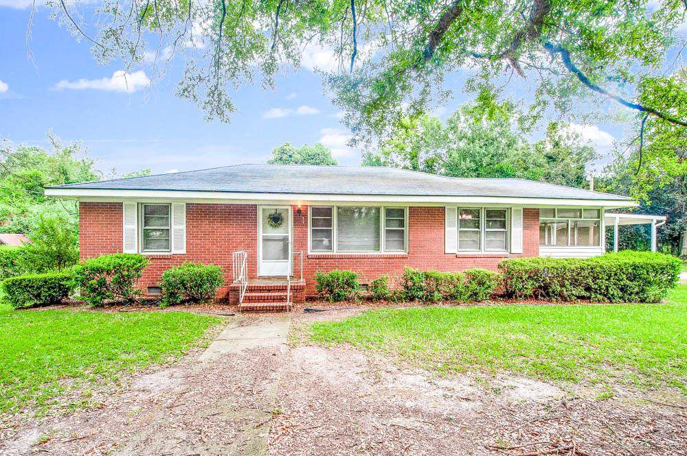417 Old Trail Road - Photo 1