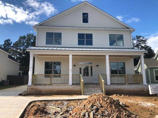 914 Ellis Lane - Photo 1