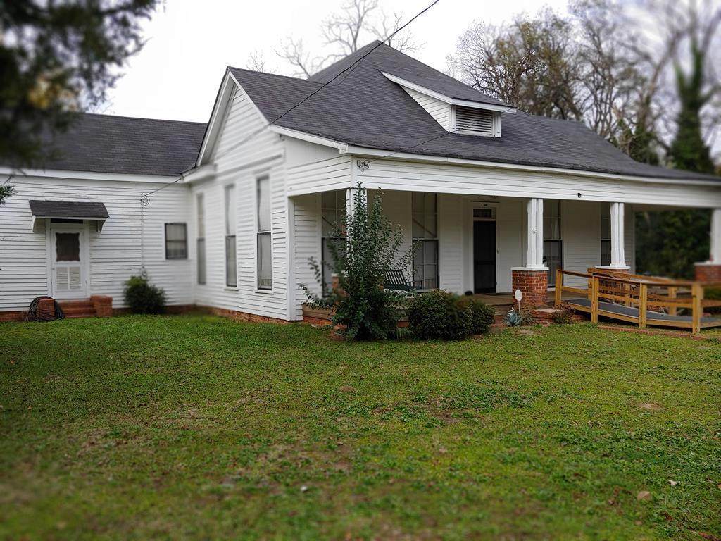 205 9th Street - Photo 1