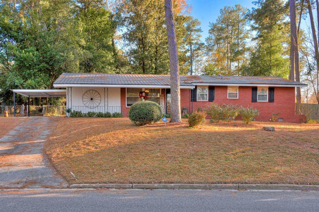 3338 Oakridge Drive - Photo 1