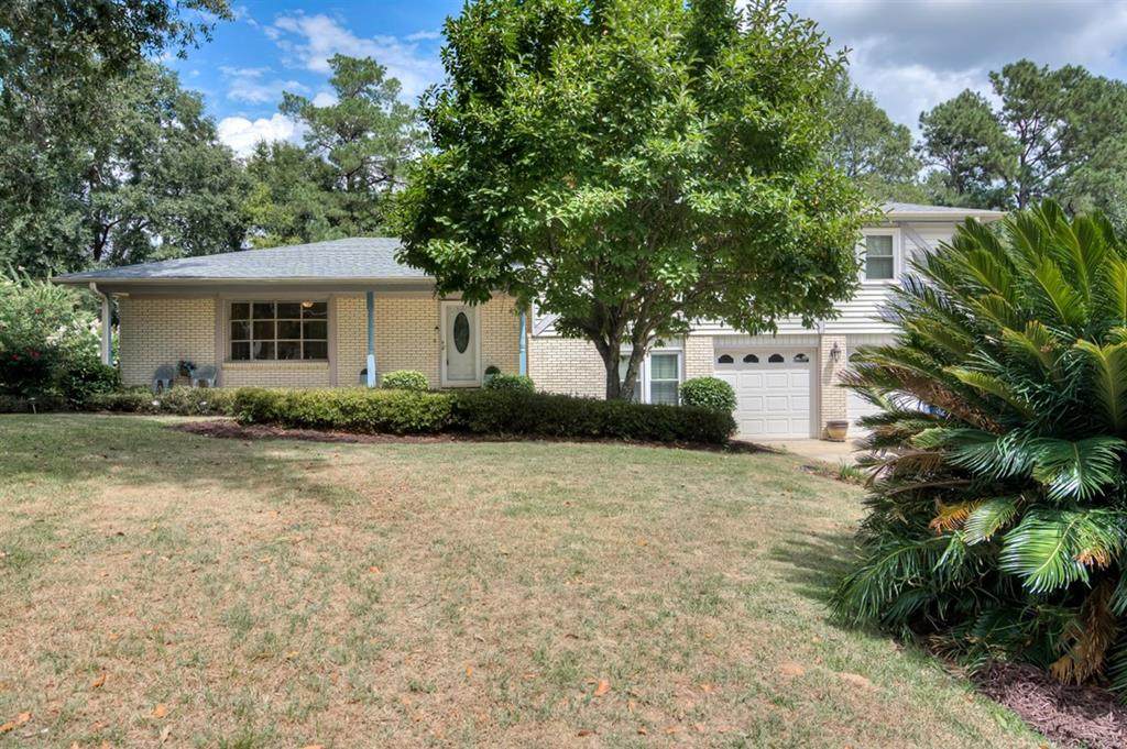 320 Emory Drive - Photo 1
