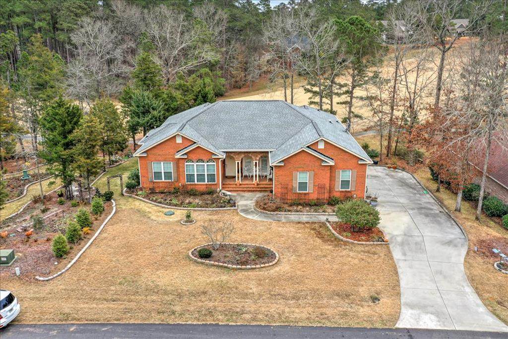 291 Fairway Drive - Photo 1