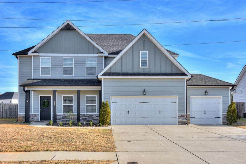 520 Brigadier Landing - Photo 1