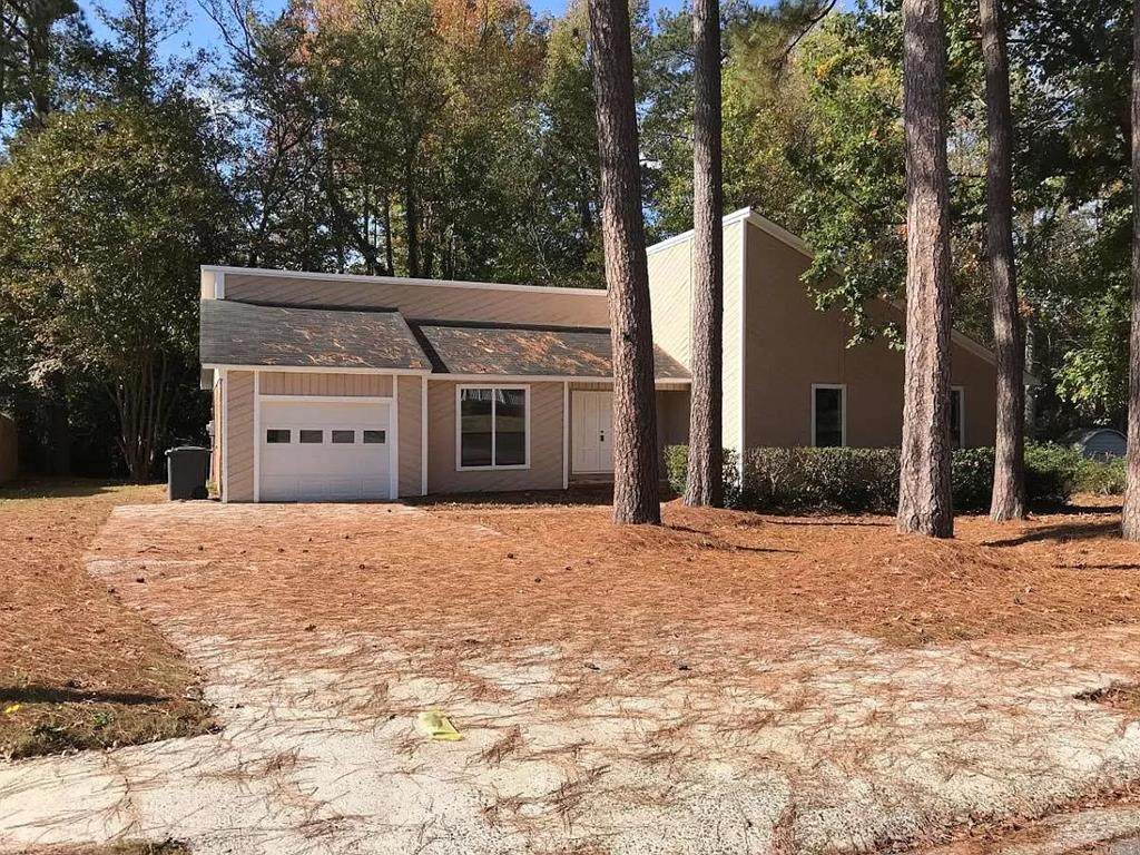 219 Brooks Drive - Photo 1