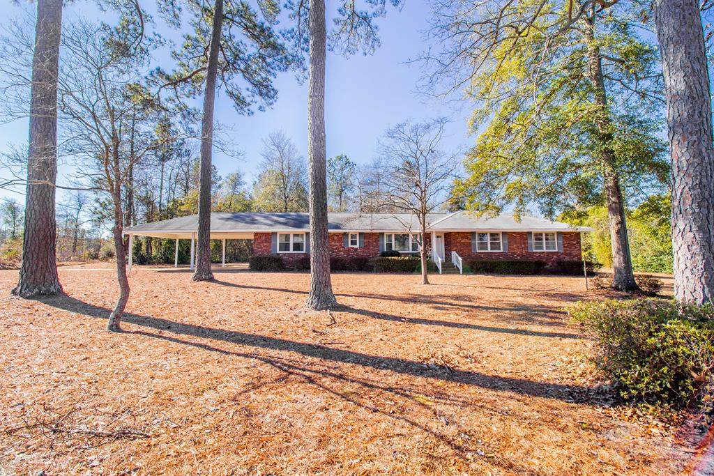 504 Hillcrest Drive - Photo 1