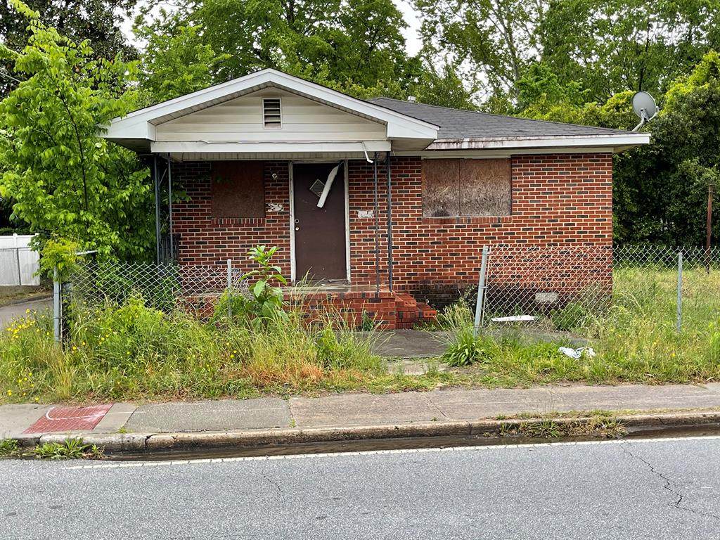 1502 12th Street - Photo 1