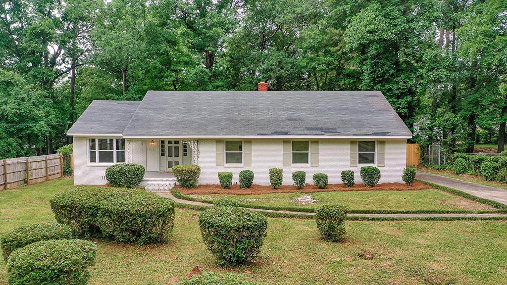 2813 Oakland Avenue - Photo 1