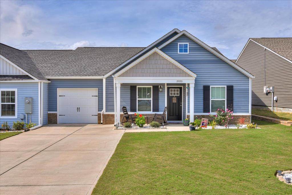 2020 Bonneville Circle - Photo 1