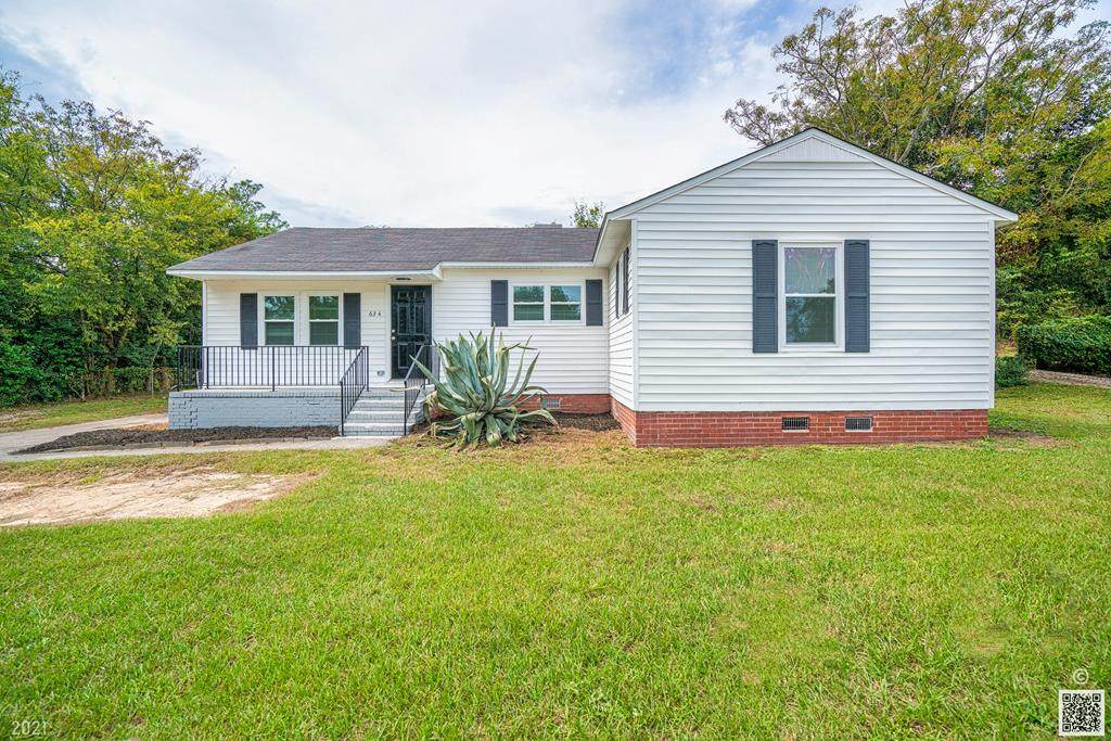 634 Hutchinson Drive - Photo 1