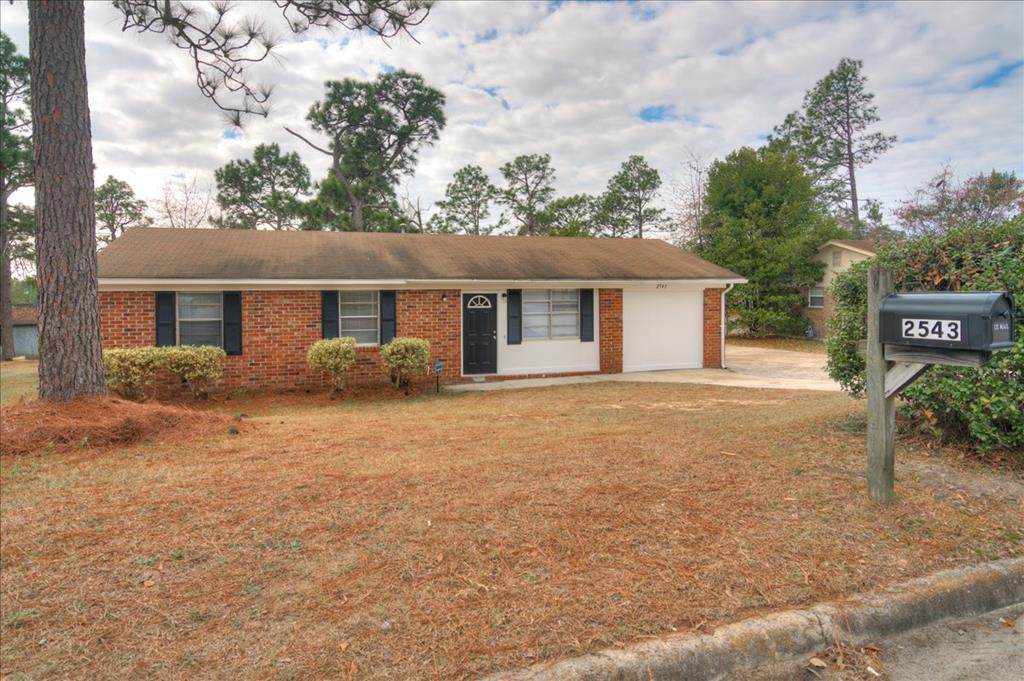 2543 Kensington Drive W - Photo 1