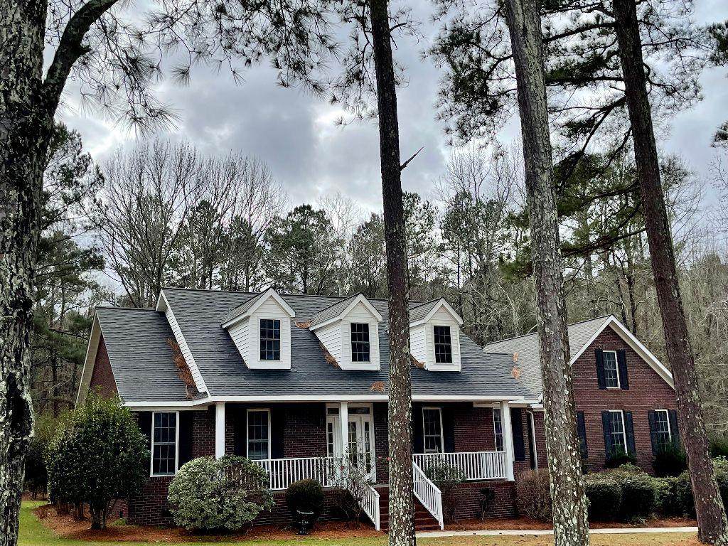 172 Fairway Drive - Photo 1