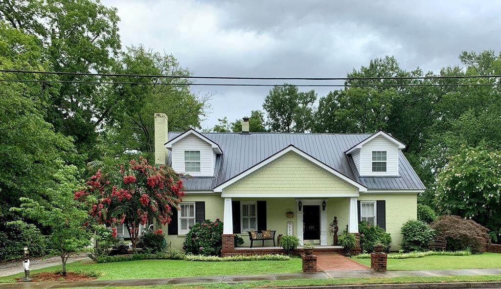 219 White Oak Street - Photo 1