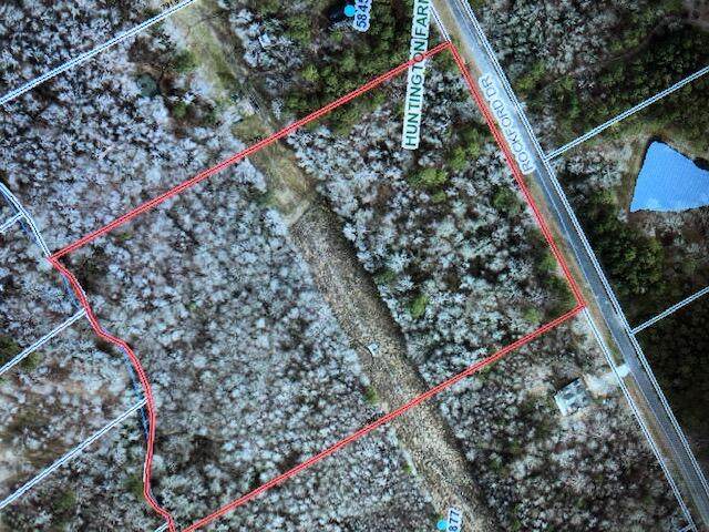 5867 Rockford Drive - Photo 1