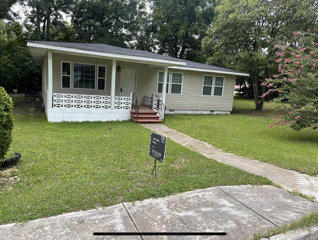 819 Burton Street - Photo 1