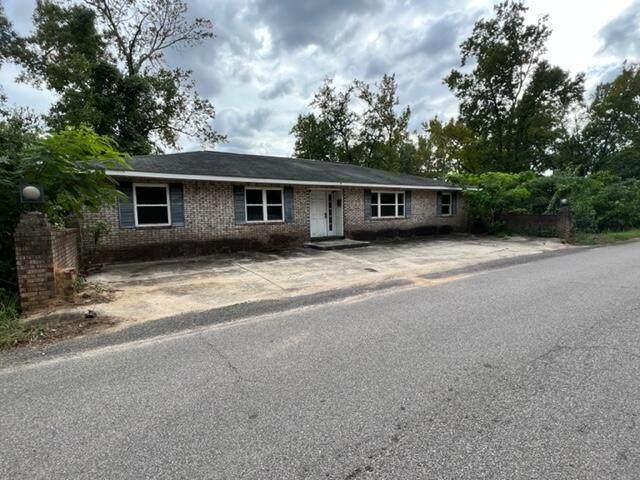 119 Crystal Lake Drive - Photo 1