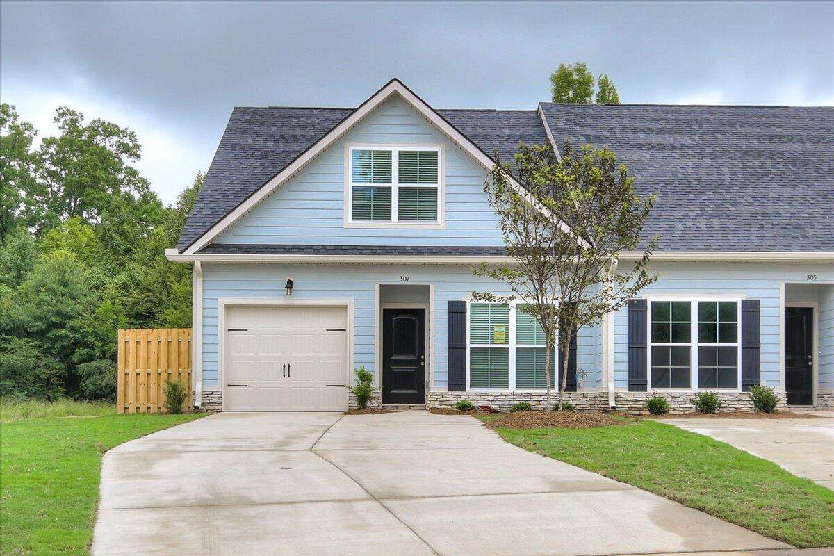 323 Bordeaux Drive - Photo 1