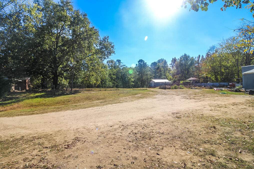 4312 Hardy Mcmanus Road - Photo 1