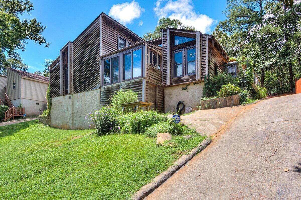 225 Border Drive - Photo 1