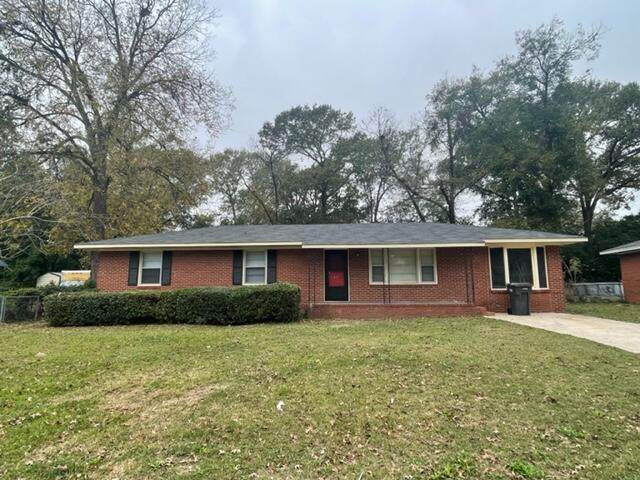 3029 Lonsdale Drive - Photo 1