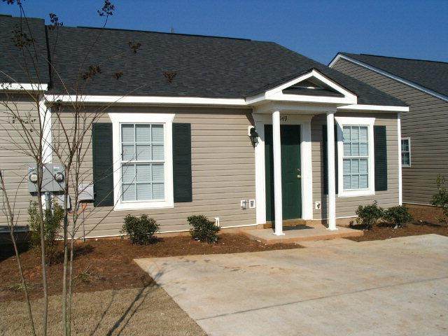 556 Southern Hills Drive - Photo 1