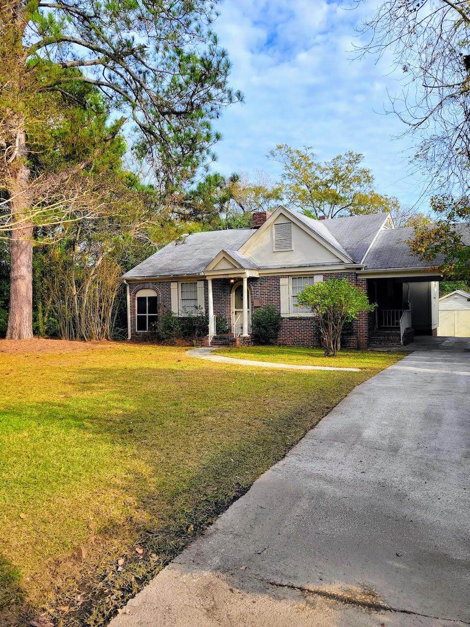 702 Hickman Road - Photo 1