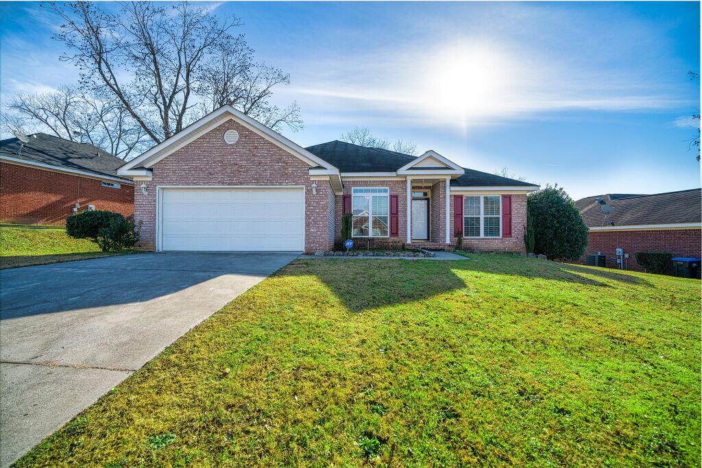 1888 Heathers Way - Photo 1