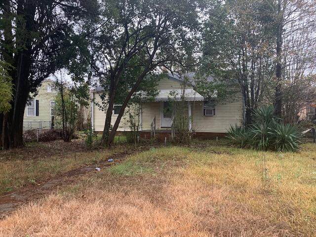 828 1ST Street - Photo 1