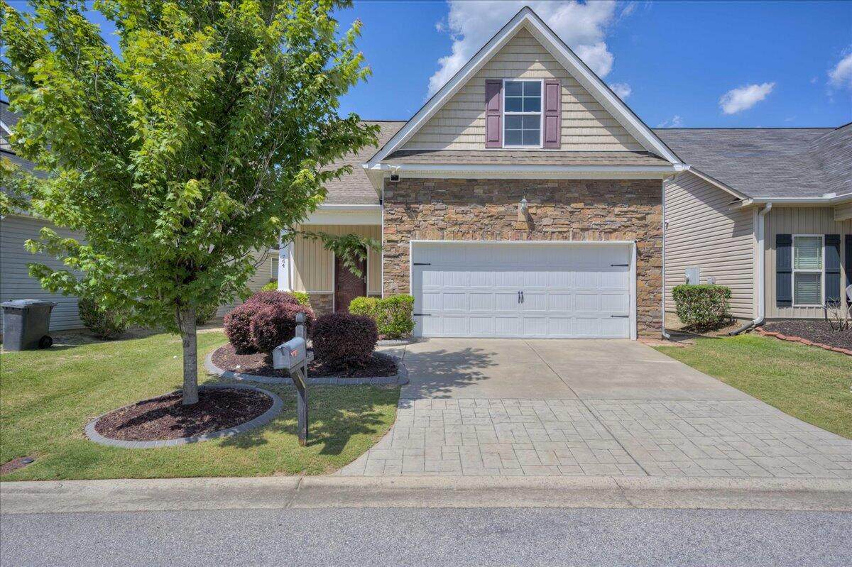 764 Chinaberry Court - Photo 1