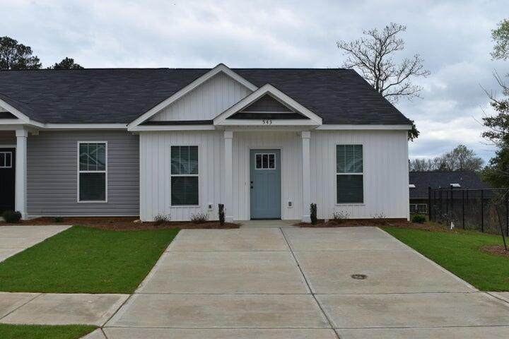 543 Hardy Point - Photo 1