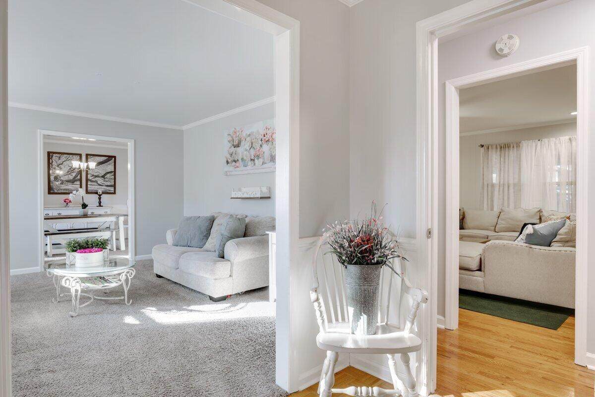 984 Campbellton Drive - Photo 1