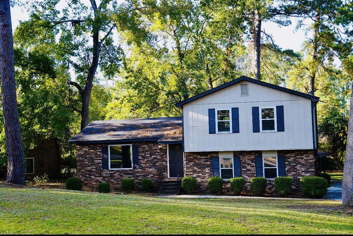 3271 Hillwood Lane - Photo 1