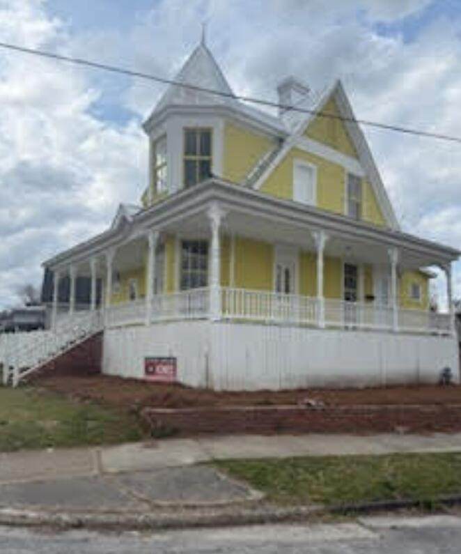 1701 Jenkins Street - Photo 1